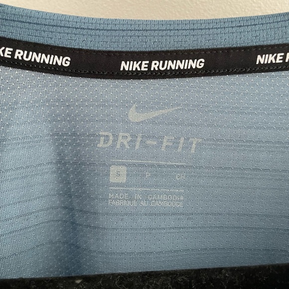 Blue Nike dryfit Long Sleeve - Picture 4 of 4